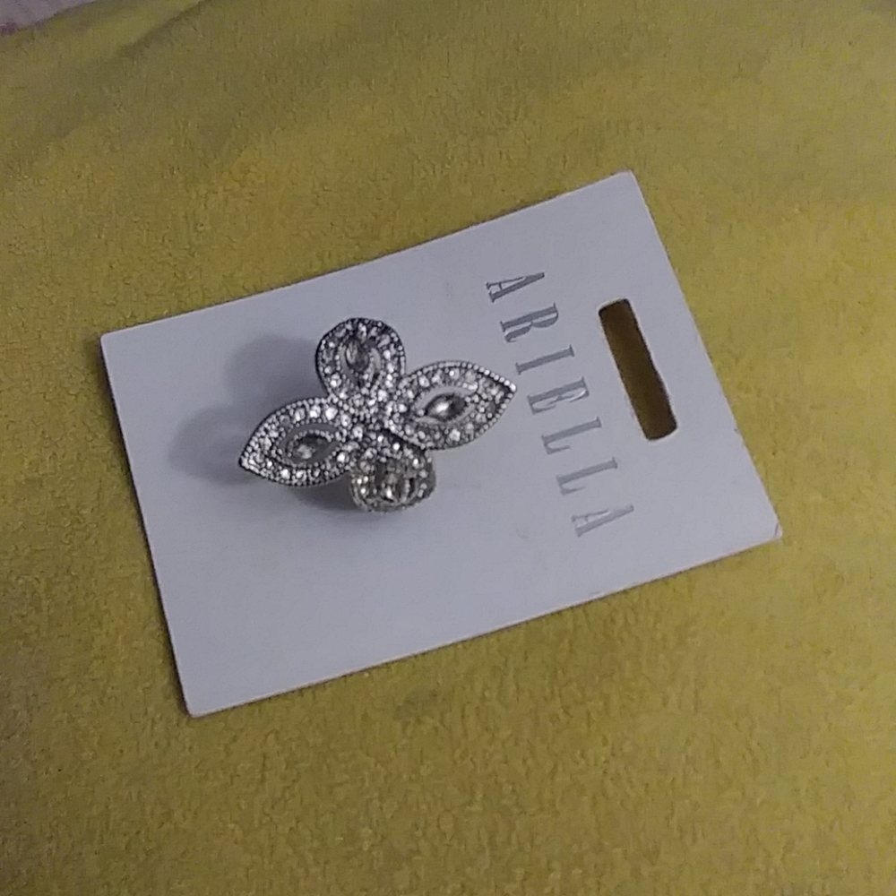 Silvertone Ring - Picture 4 of 5